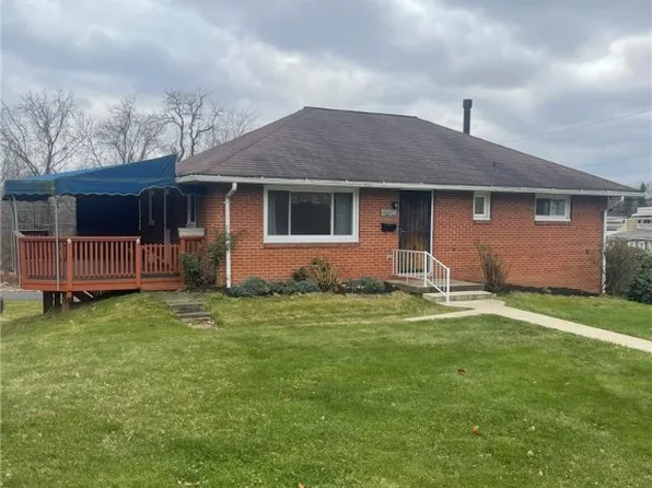 897 E Hill Dr, New Kensington, PA 15068