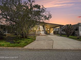 924 Dogwood Dr, Barefoot Bay, FL 32976