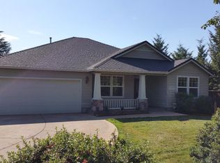 209 Glenwood Dr, Eagle Pt, OR 97524