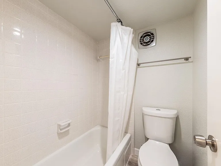 1212 Guadalupe St #301 — Photo 19