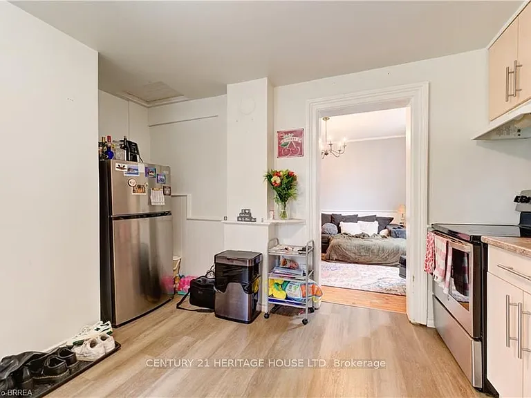 174 Darling St #1 — Photo 2