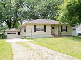 1129 Keith Ct, Clinton, IA 52732