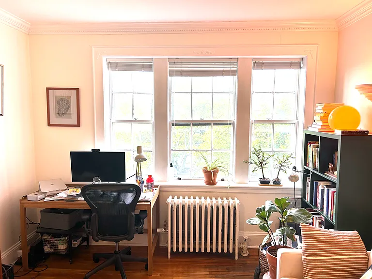 285 Harvard St #412 — Photo 6