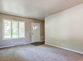 5806 Sahler St, Omaha, NE 68104