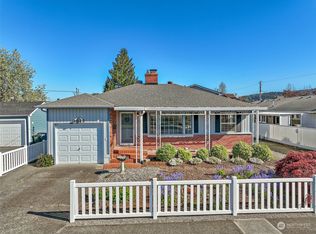1613 Maple St, Sumner, WA 98390