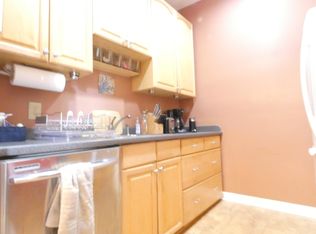 390 Riverway APT 14, Boston, MA 02115