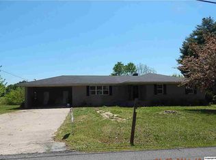 810 Nelson Rd, Albertville, AL 35950