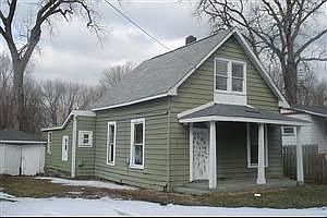 2nd image of 3810 E 32nd St