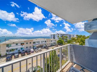 1801 S Treasure Dr APT 424, North Bay Village, FL 33141