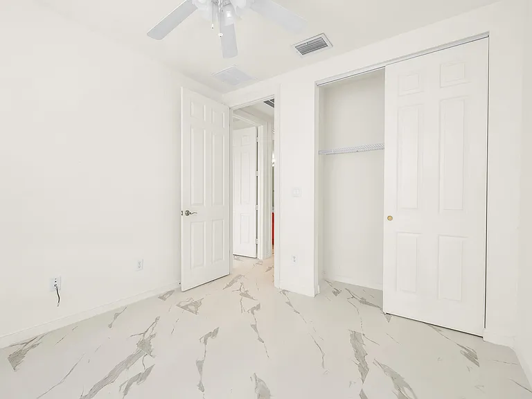 810 Marina Del Ray #6 — Photo 30