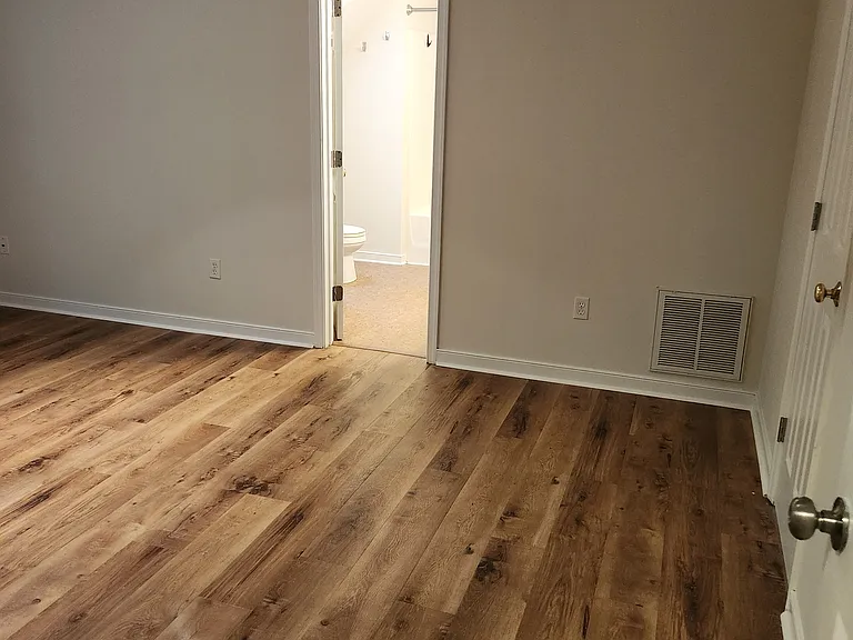 10937 Point Grey Rd — Photo 14