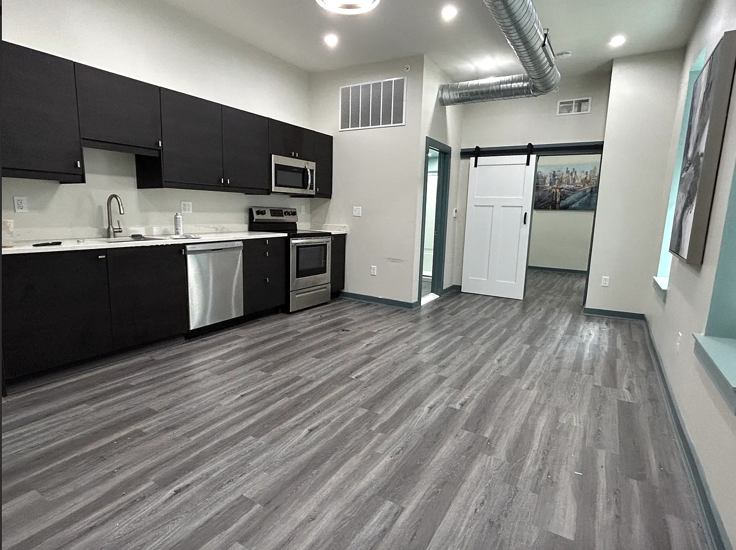 36 E Utica St — Photo 1