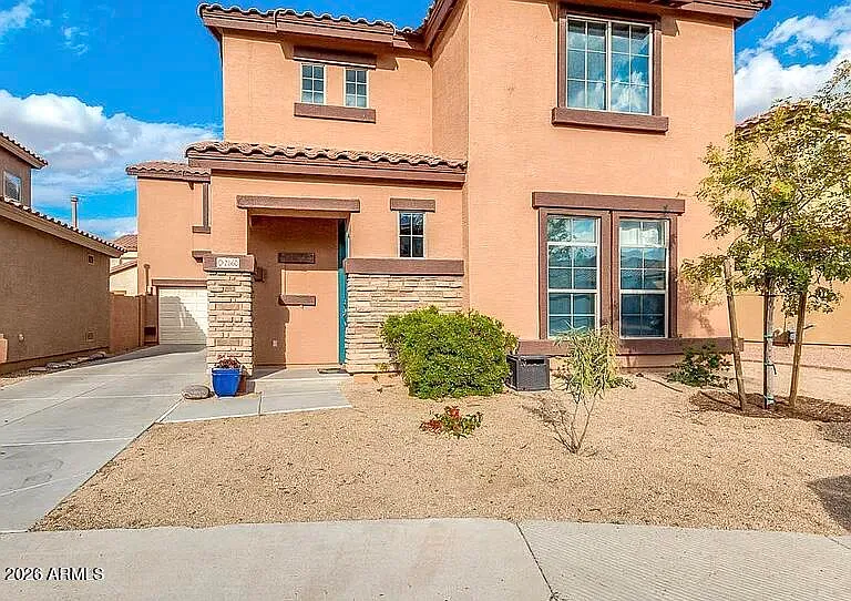 2660 E Chester Dr