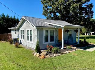 1941 Greenfield St, Hildebran, NC 28637