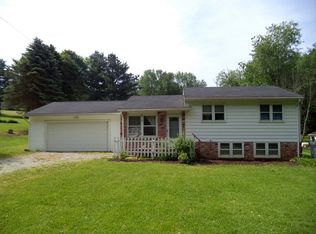 60 E Kochheiser Rd, Bellville, OH 44813