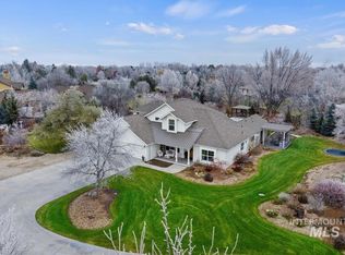 1425 N Hesse Ln, Eagle, ID 83616
