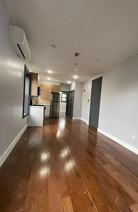 2 bed, 800 sqft, $2,650 — Photo 3