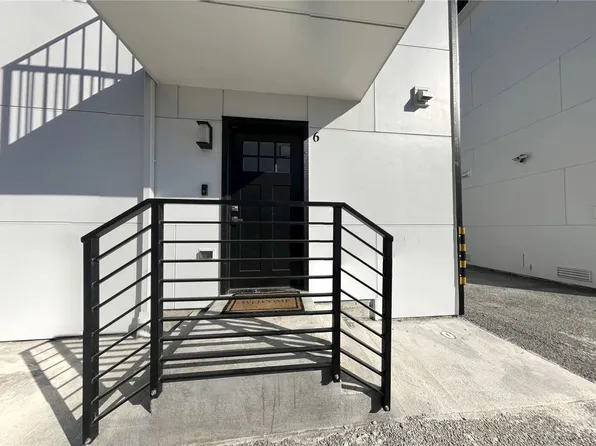 890 Magellan Avenue NE #6, Ocean Shores, WA 98569