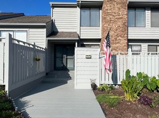 2439 S Clearing Rd, Salem, VA 24153