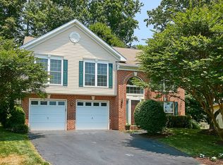 9429 Katelyn Ct, Manassas Park, VA 20111
