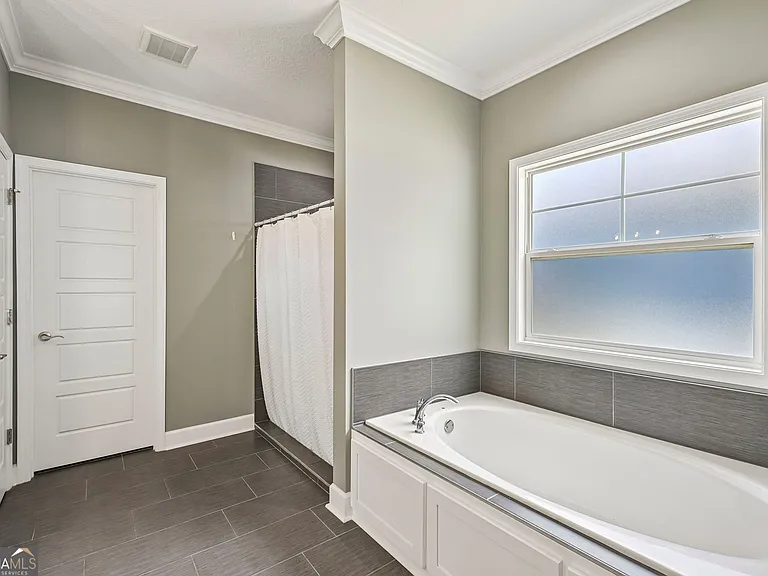 156 Verano St — Photo 35