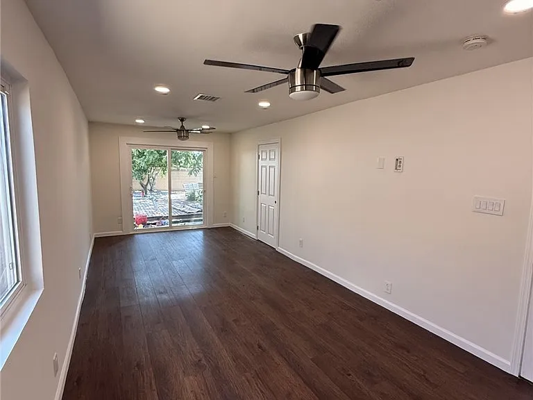 13612 Carfax Ave — Photo 12