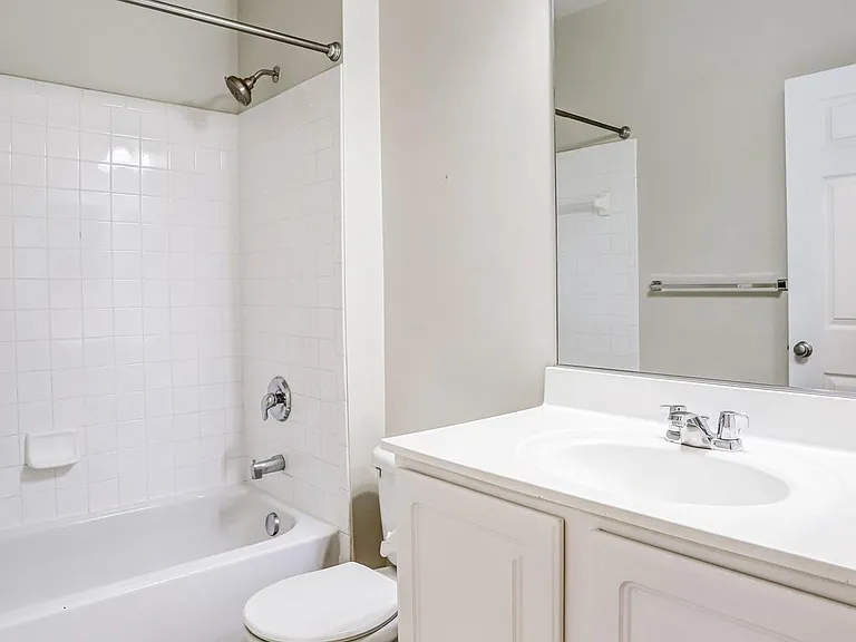 42526 Mayflower Ter — Photo 25