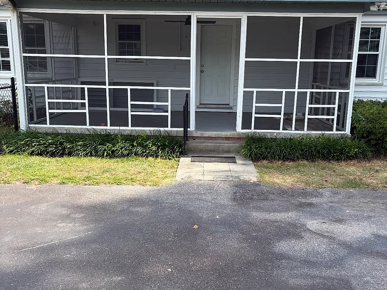1712 Bethlehem Rd — Photo 4