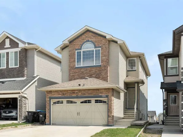 196 E Nolanfield Way NW, Calgary, AB T3R 0M4