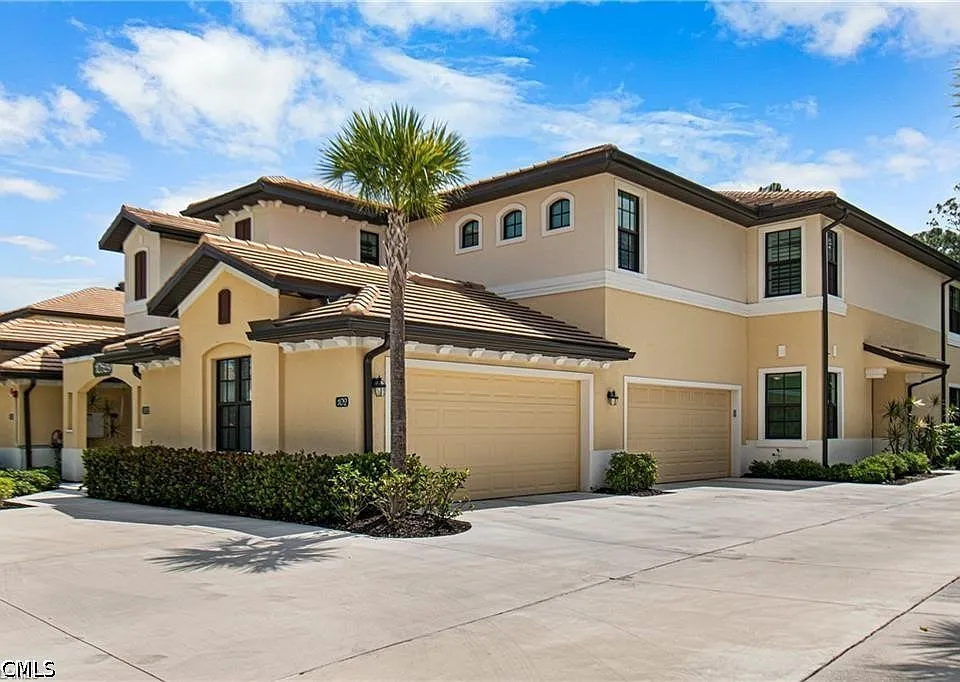 10529 Casella Way #102