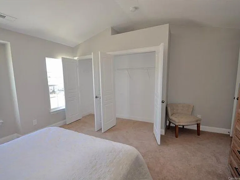 3661 Ascott Commons Ln SW — Photo 6