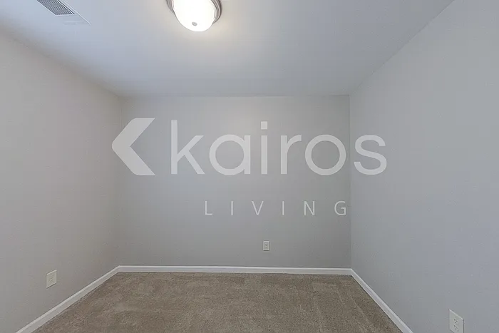 59 Hideaway Ln — Photo 10