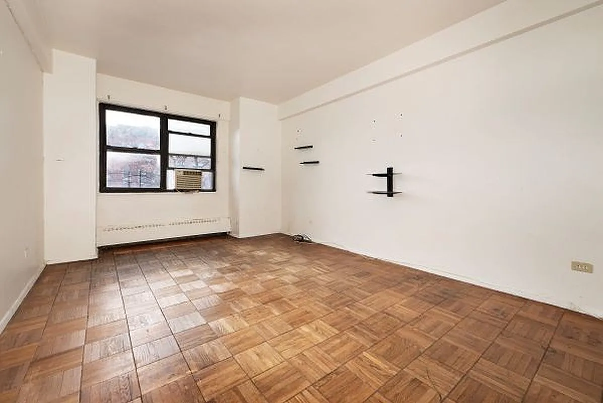 345 W 145th St APT 1C2 photo 1