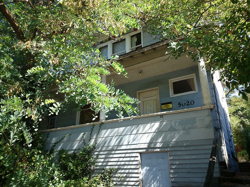 2nd image of 5020 11th Ave NE