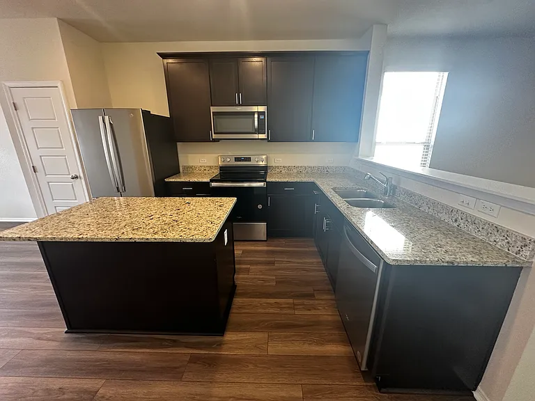 Cobb Branch Dr — Photo 10