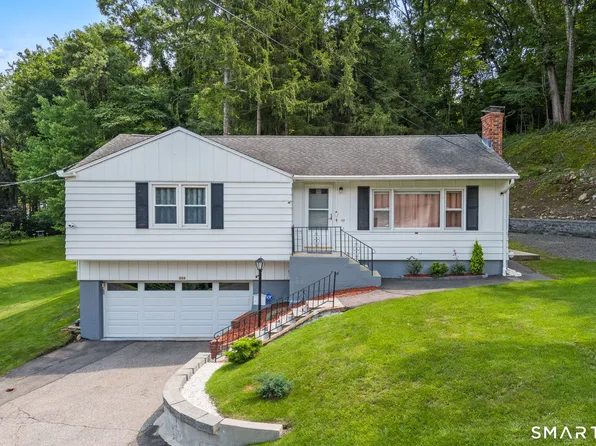 111 Juniper Ridge Drive, Waterbury, CT 06708