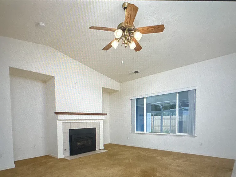 3552 Silverado Dr — Photo 13