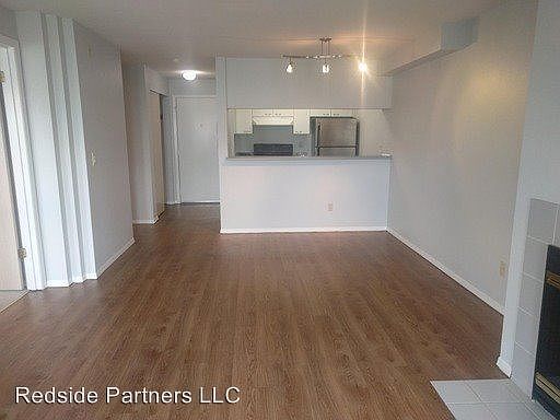 2nd image of 1835 Queen Anne Ave N APT 104