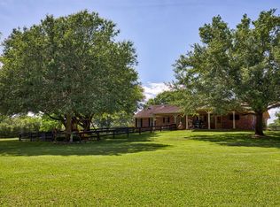 1458 Koy Rd, Bellville, TX 77418