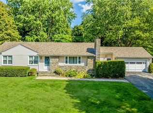 6 Wabasso Ter, Middletown, RI 02842