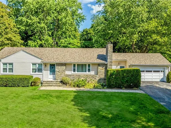 6 Wabasso Ter, Middletown, RI 02842