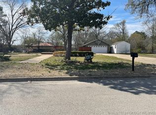 642 W Sandy Rd, Atoka, OK 74525