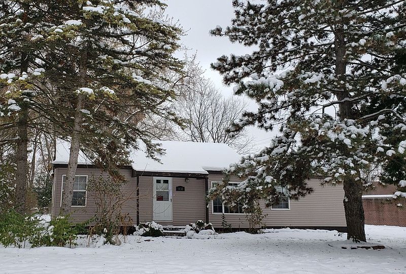 1st image of 9630 Southworth Ave