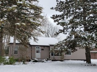 9630 Southworth Ave, Plymouth, MI 48170