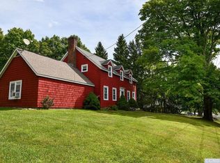 85 Kinderhook St, Chatham, NY 12037
