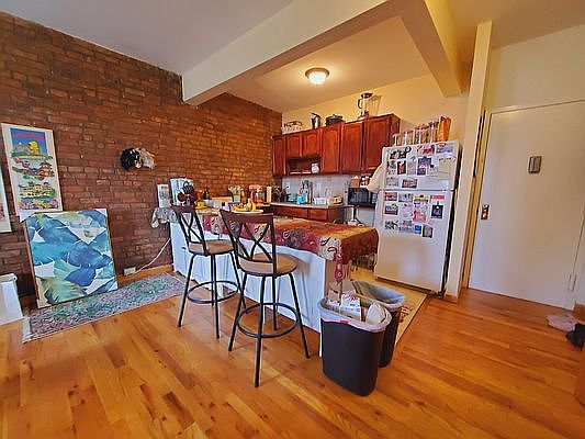 3rd image of 4512 3rd Ave #3R