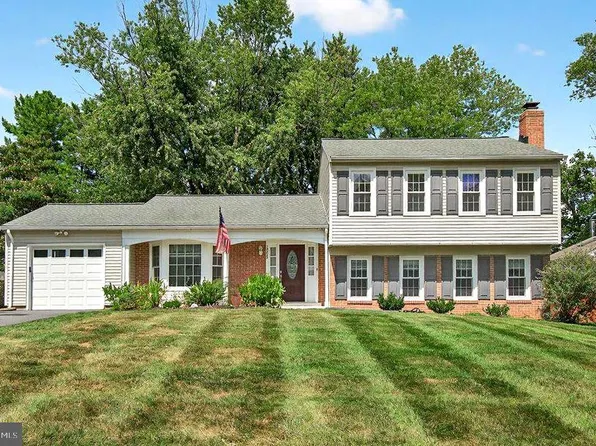 19833 Spurrier Ave, Poolesville, MD 20837