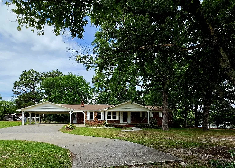 1227 Pond Rd — Photo 13