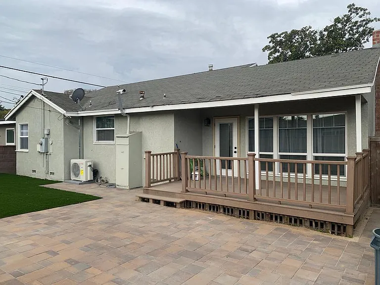 1808 Petaluma Ave — Photo 6