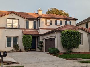 302 Pebble Beach Dr, Brentwood, CA